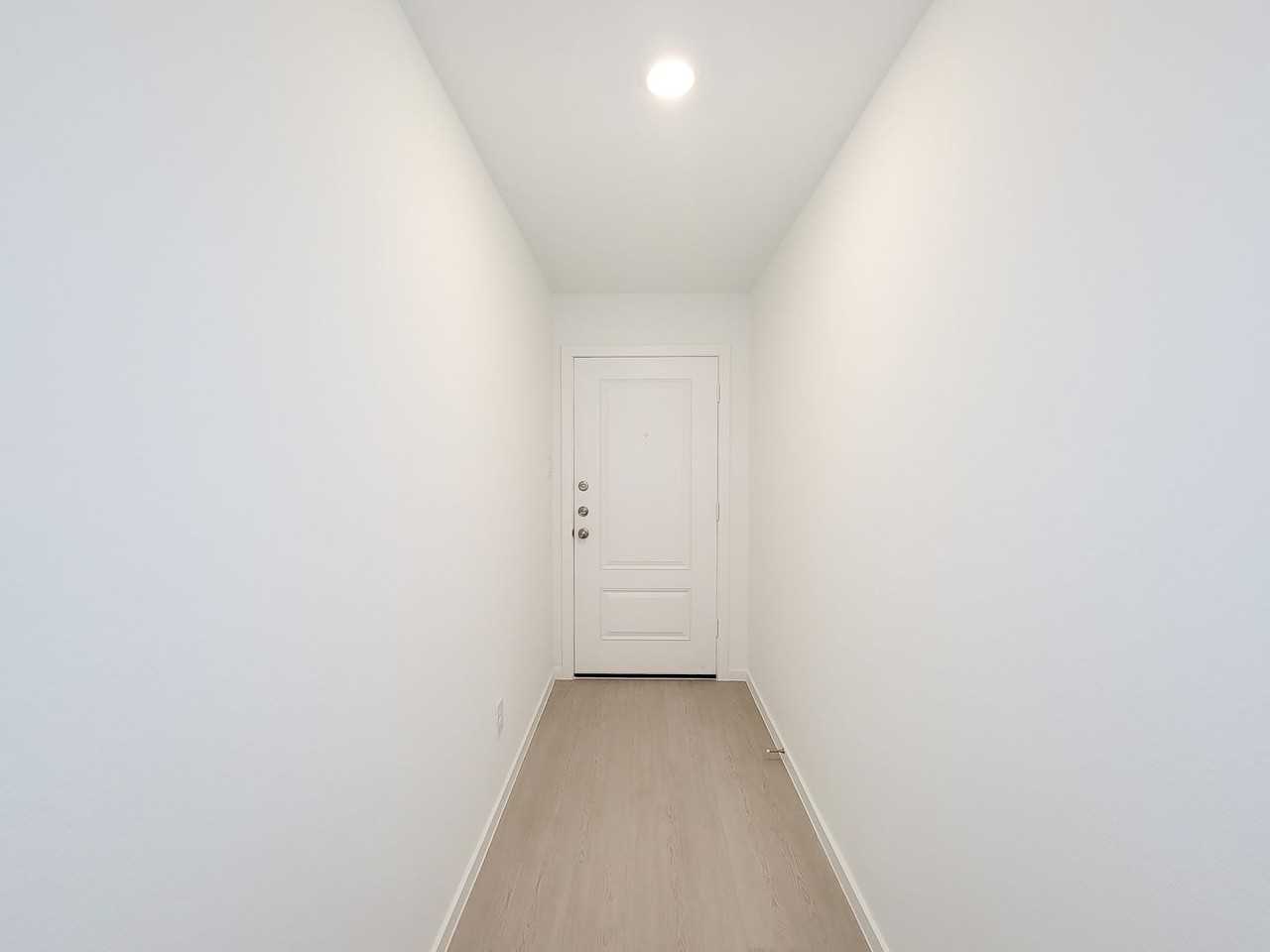 15671 Plum Brook Dr - Photo 3 of 37