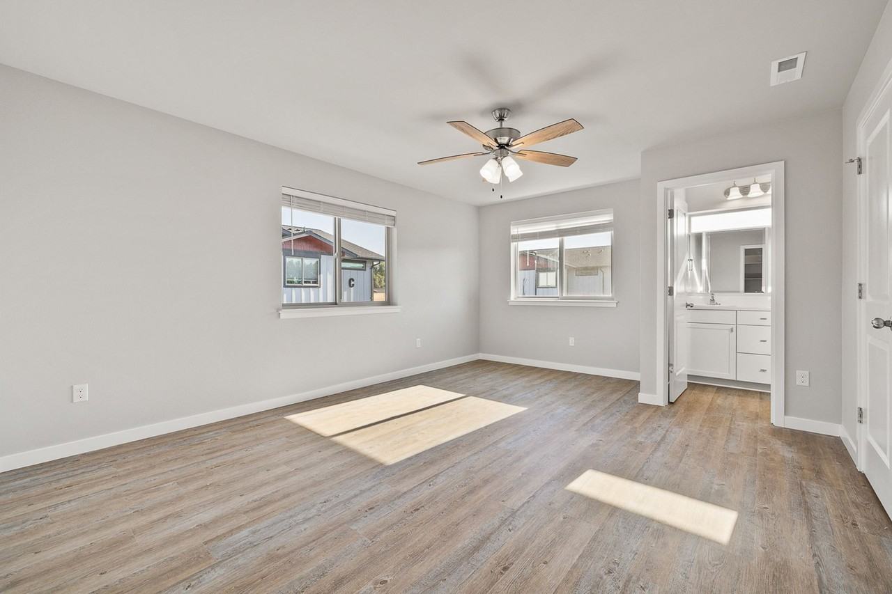 The Towns On Entiat - Photo 4 of 50