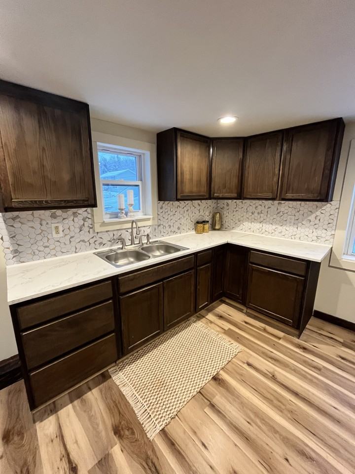 190 Davenport St #1 - Photo 5 of 15