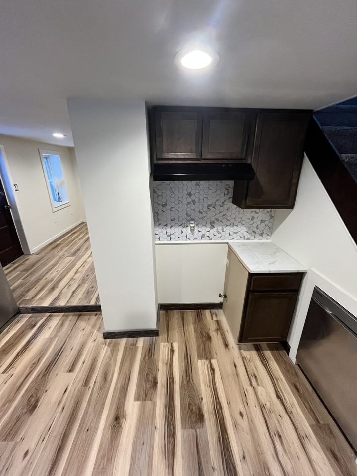 190 Davenport St #1 - Photo 6 of 15