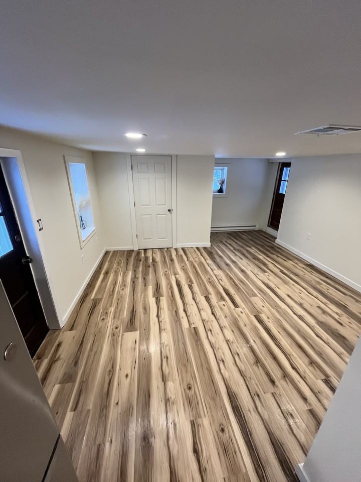 190 Davenport St #1 - Photo 7 of 15