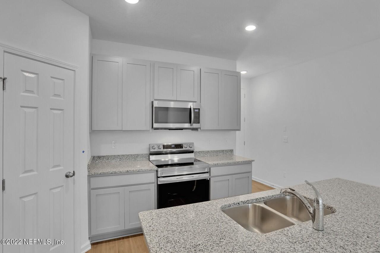 90 Ridge Lake Rd #1 - Photo 6 of 43