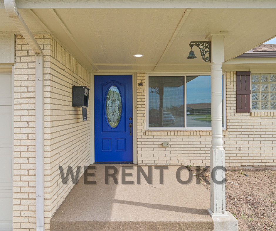 853 Sw 8th St #1 - Photo 3 of 23