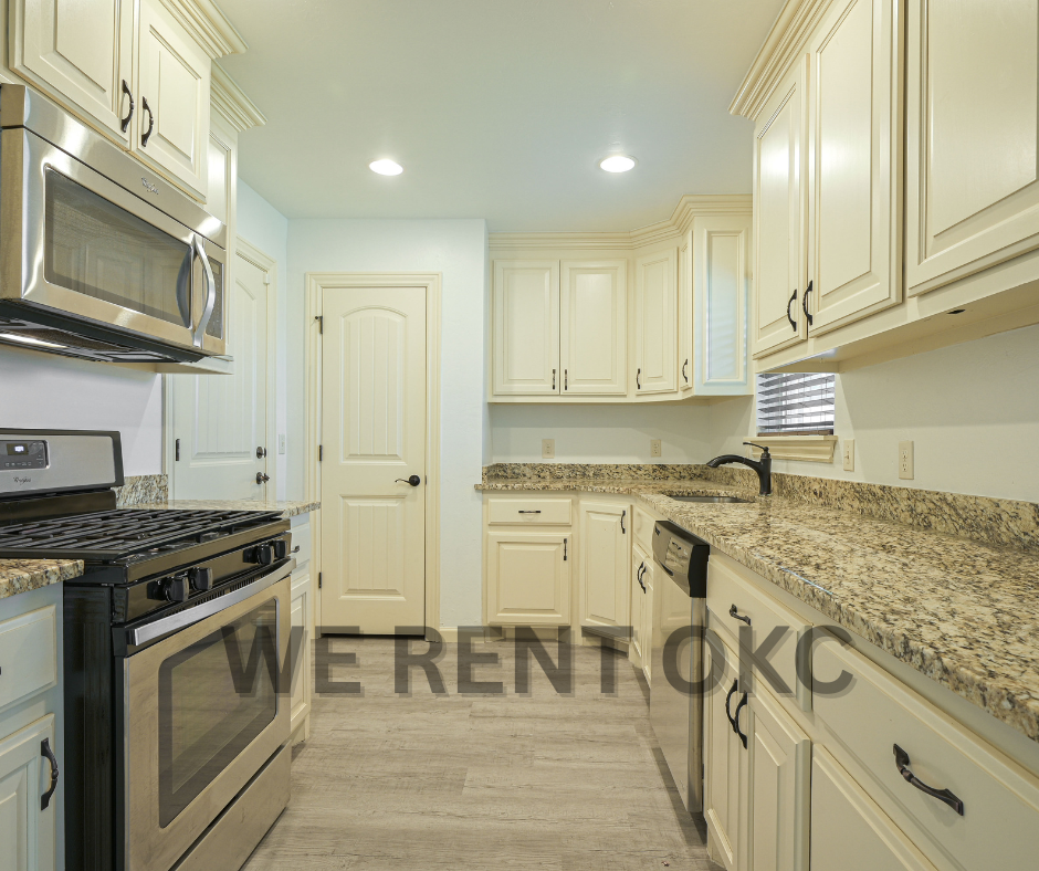 853 Sw 8th St #1 - Photo 7 of 23