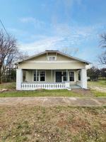 featured image of 1332 15th Pl Sw #1