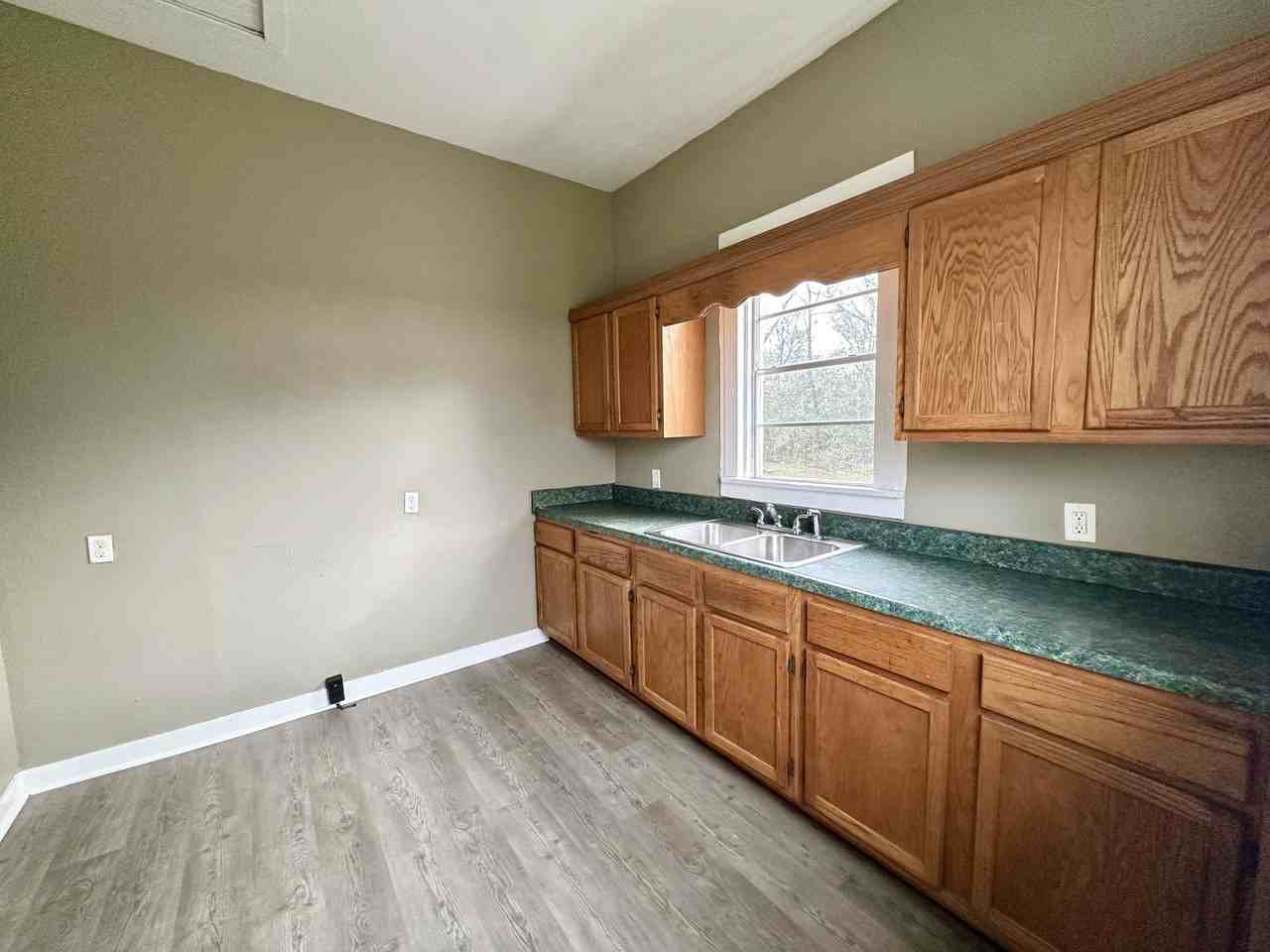 1332 15th Pl Sw #1 - Photo 6 of 8