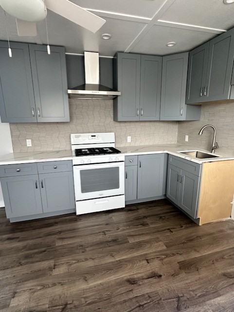 5107 Hutchinson Rd #1 - Photo 3 of 12