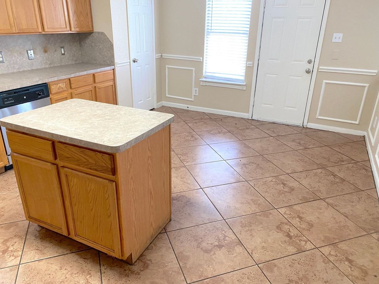 15106 Western Skies Dr - Photo 7 of 18