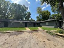 32nd Place Apartments - Photo 1 of 1