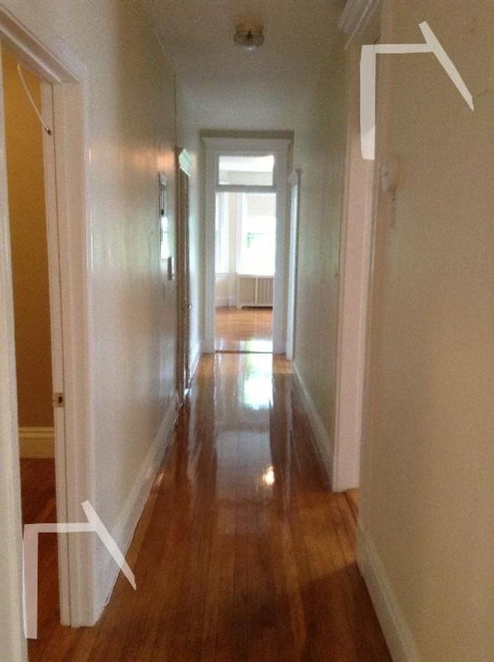 22B Euston St - Photo 2 of 8