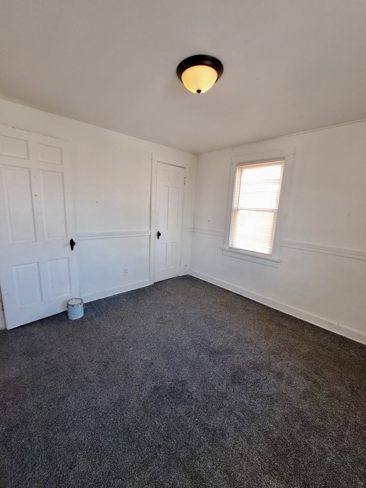 2366 Emerson Ave #2 - Photo 7 of 9