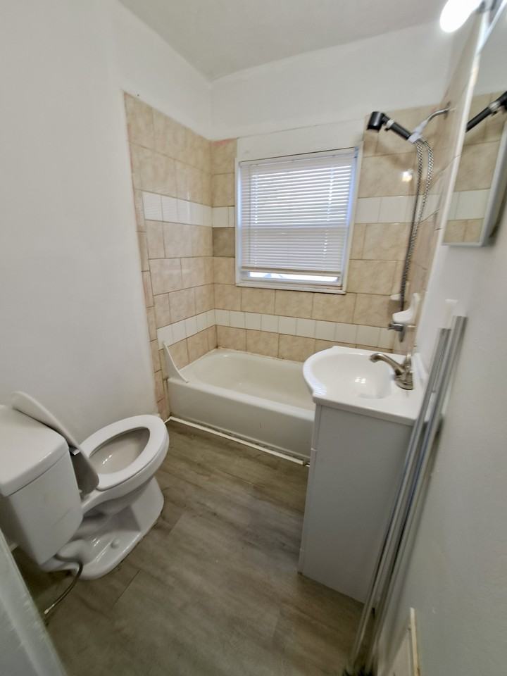 87 Mary Ave #87 - Photo 5 of 8