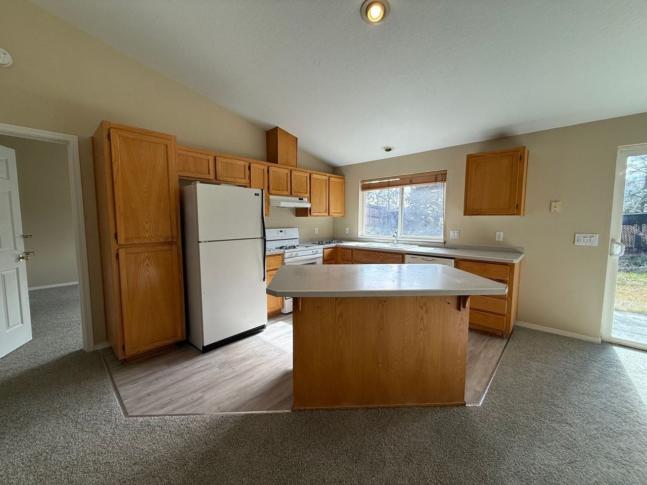 63213 Wishing Well Ln - Photo 4 of 24