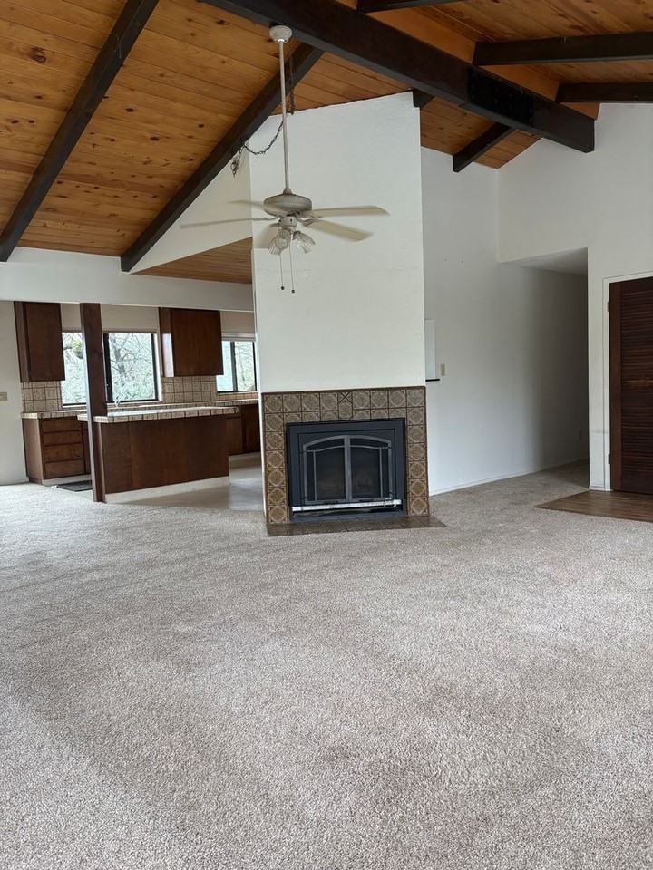 8550 Hubbard Rd - Photo 2 of 19