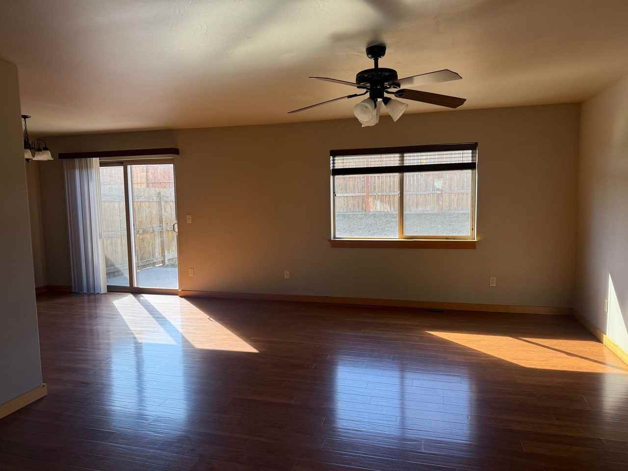 1109 Idaho St #A - Photo 3 of 19