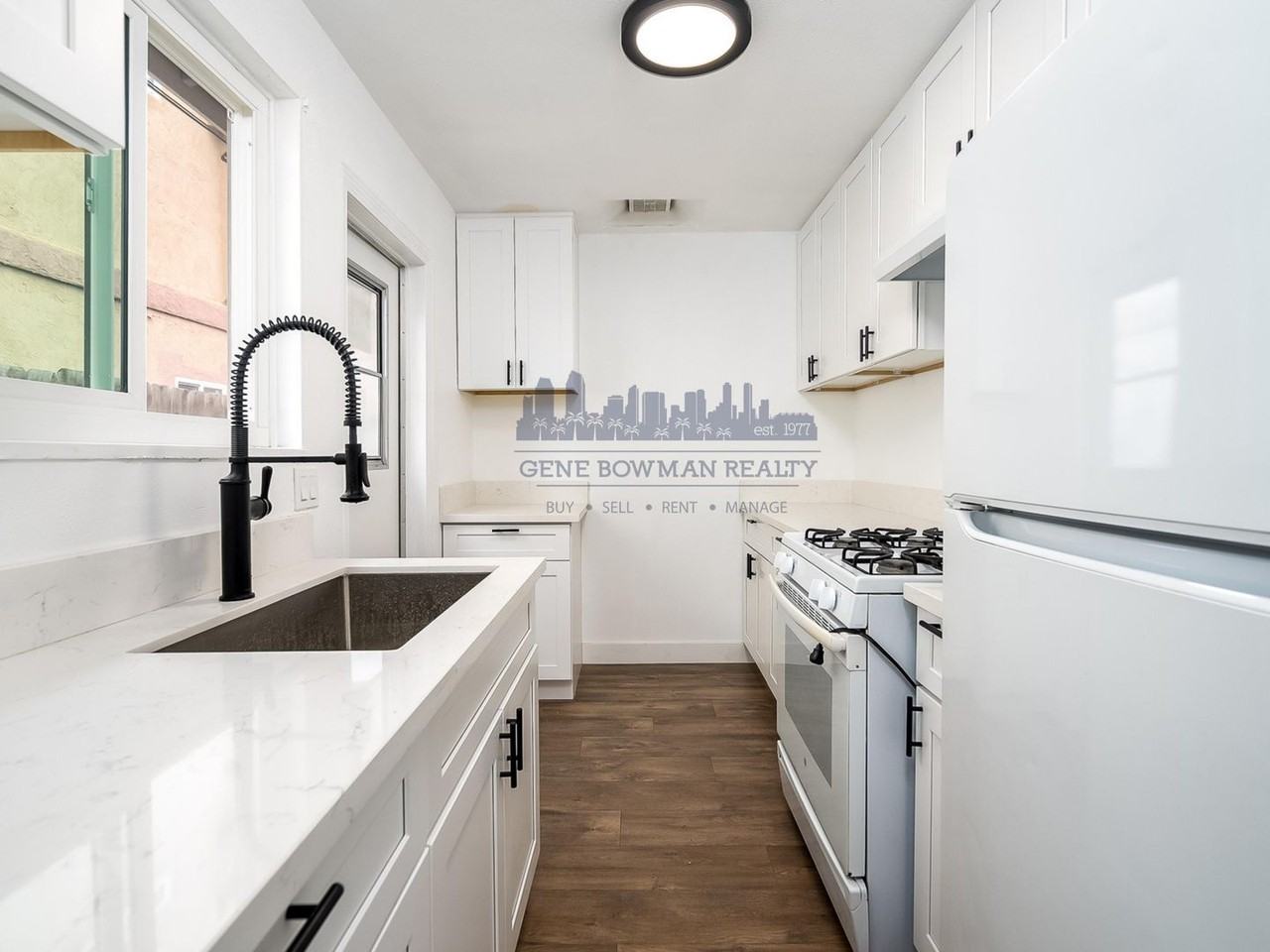 106 Madison - Photo 3 of 25