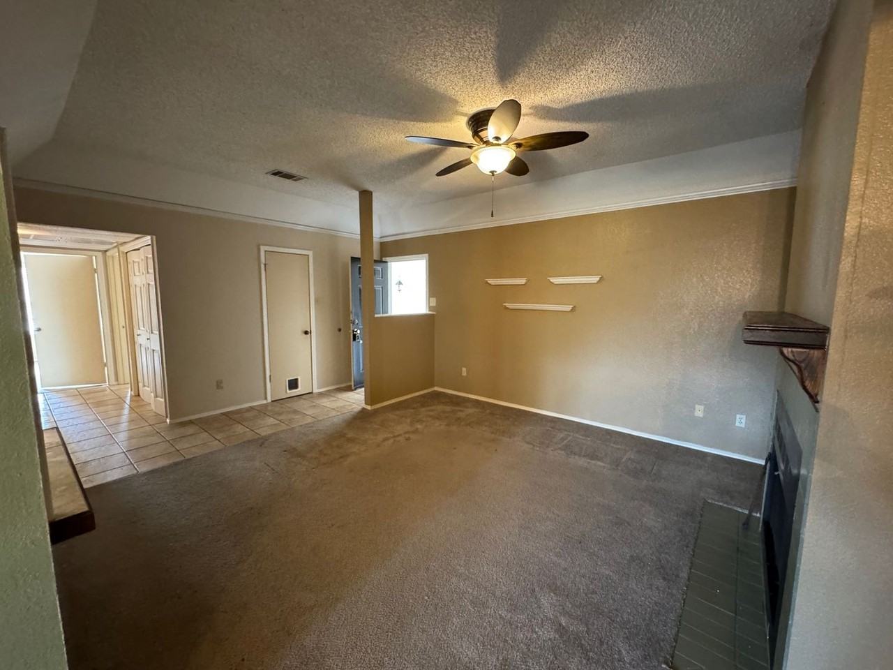 3811 Kimberly Dr - Photo 2 of 8