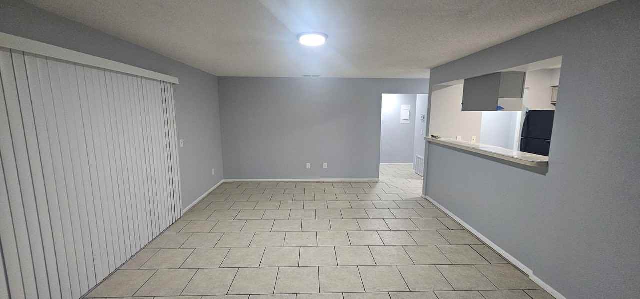5684 Tomoka Dr #106 - Photo 4 of 10