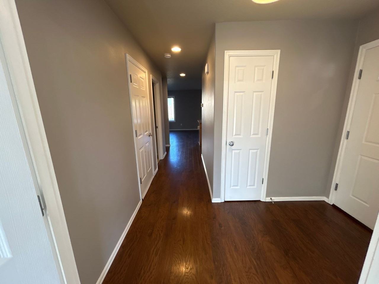 3645 Se Midvale Dr - Photo 2 of 32