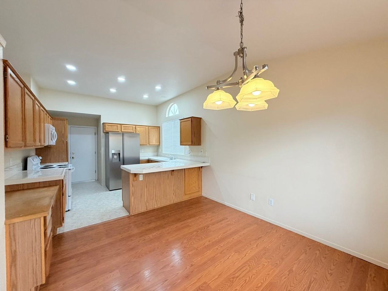 6125 Greenbrook Dr - Photo 3 of 18