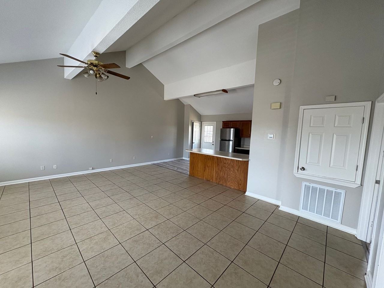 108 Shiloh Dr - Photo 3 of 18