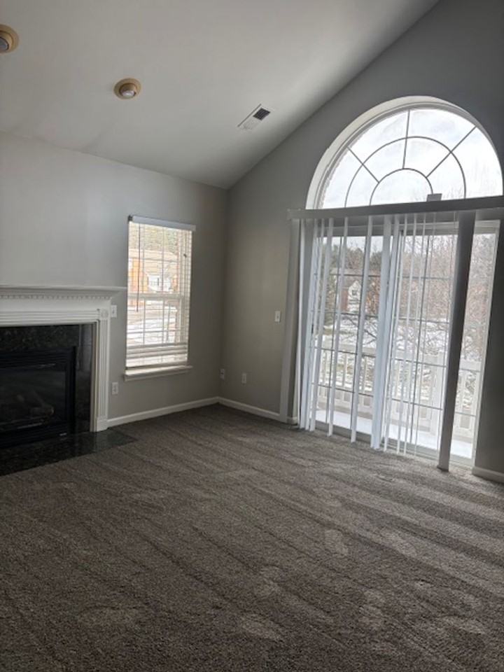 792 Olde English Cir - Photo 3 of 17