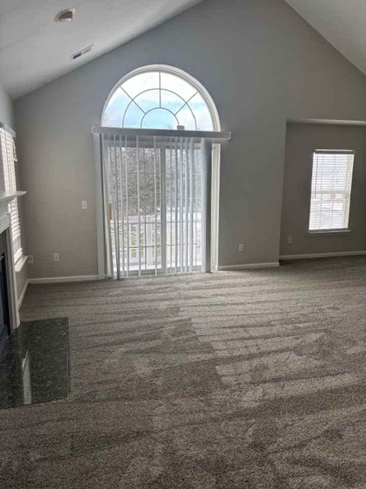 792 Olde English Cir - Photo 4 of 17