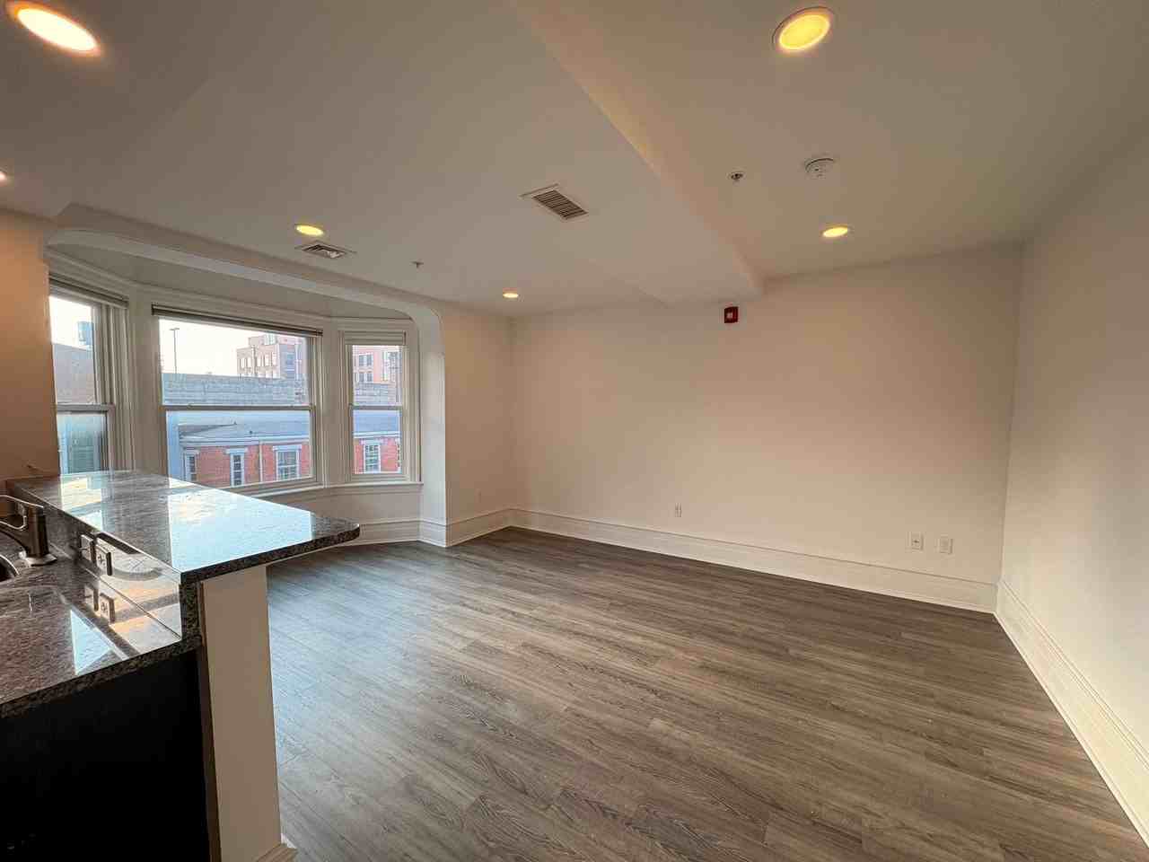 19 N Duke Street - Photo 4 of 19