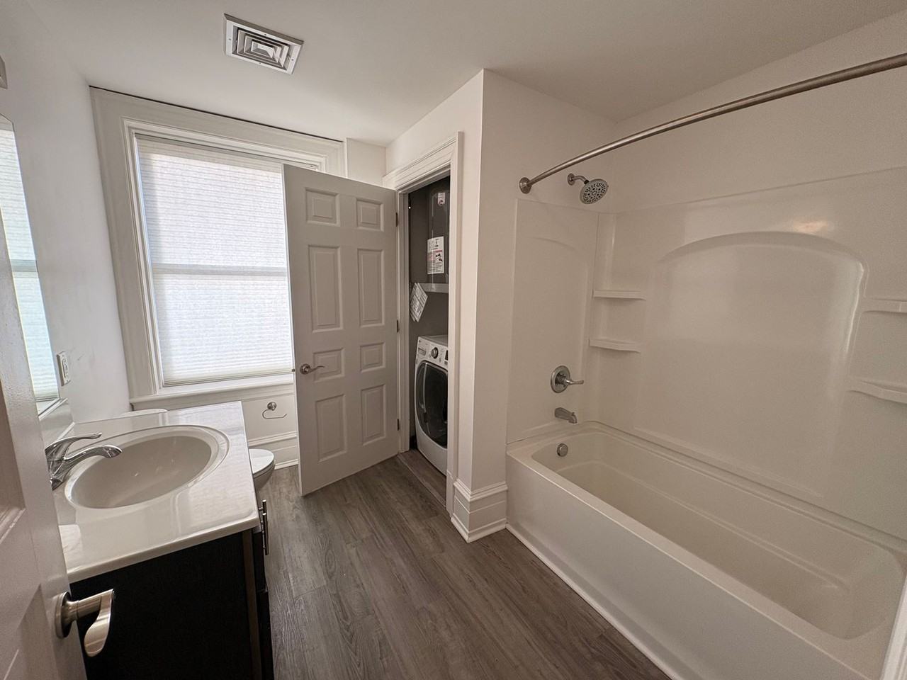 19 N Duke Street - Photo 5 of 19