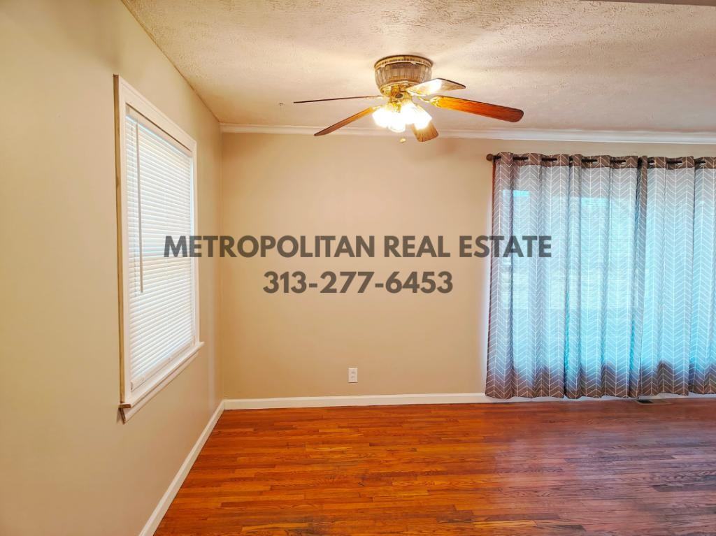 5839 Helen St - Photo 4 of 17