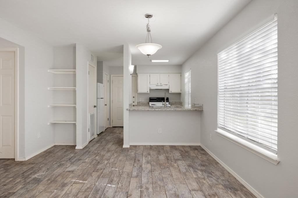 1006 W Kelly Ave Apt G - Photo 7 of 12