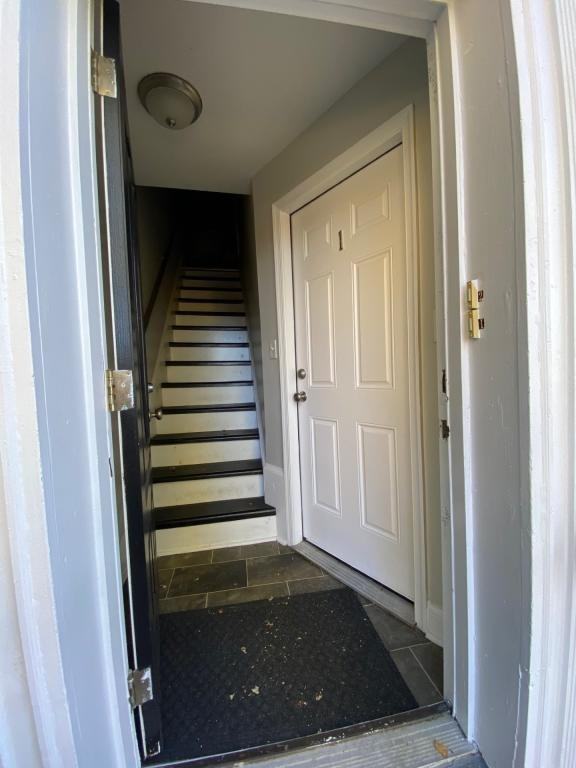 5636 Midwood Ave #1 - Photo 4 of 20