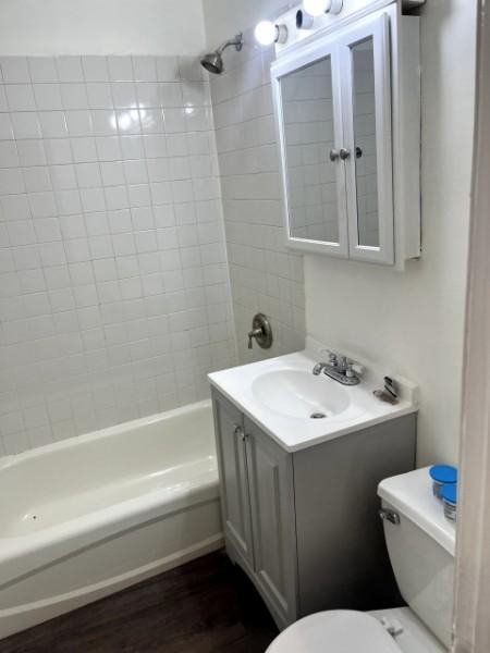 6037 S Rhodes Ave - Photo 5 of 14