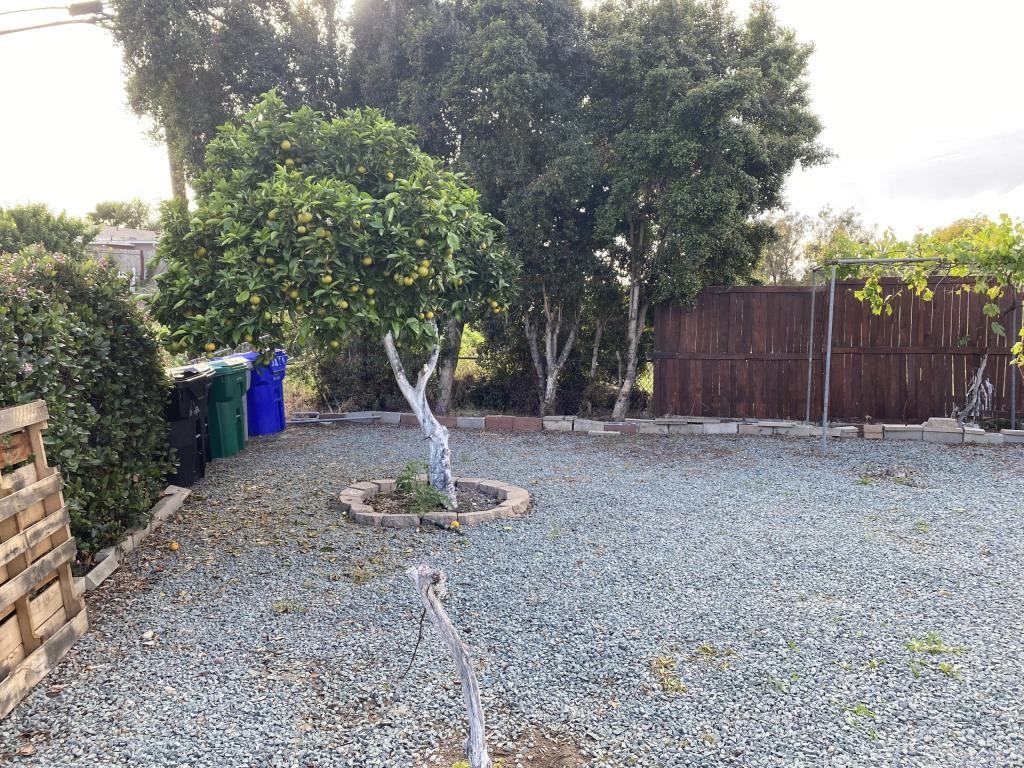 5254 San Jacinto Pl - Photo 4 of 24