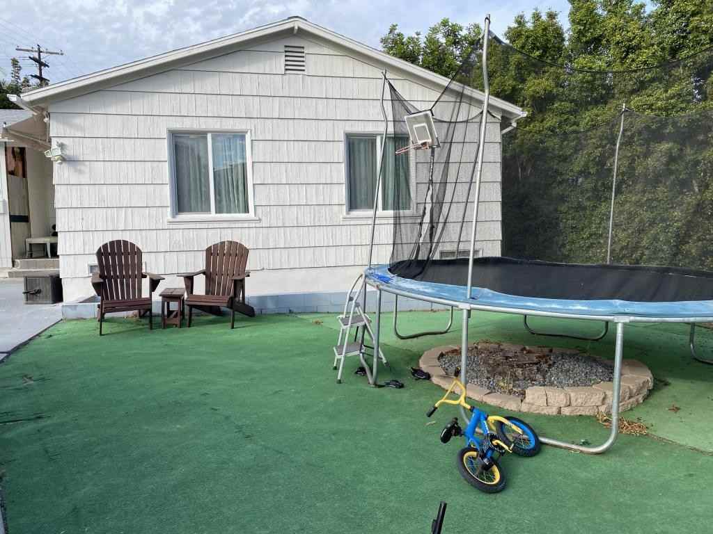 5254 San Jacinto Pl - Photo 5 of 24