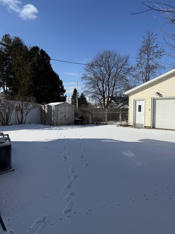 1910 Lincoln St - Photo 2 of 16