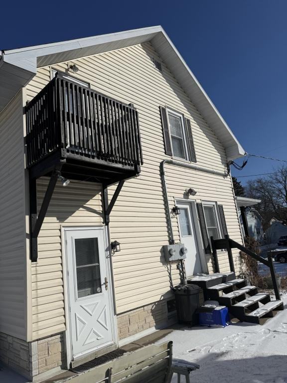 1910 Lincoln St - Photo 4 of 16