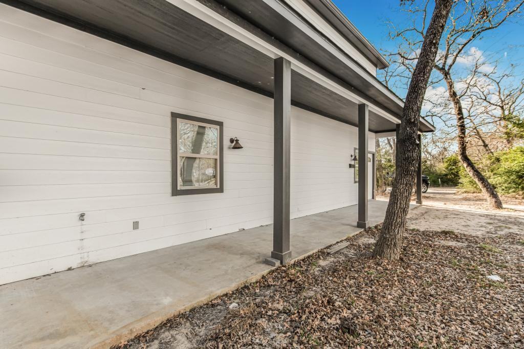 3933 John Sharp Pkwy - Photo 2 of 31
