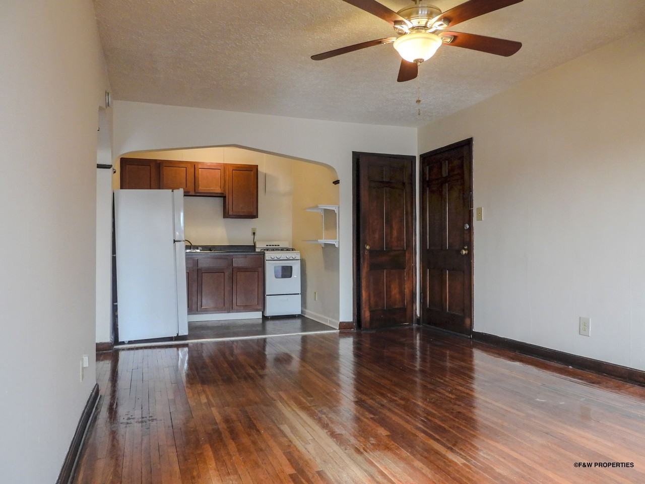 1514 E. Long Street — Woodland Park Apartments, Columbus, OH - Photo 4 of 17