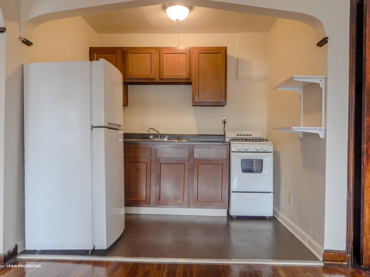 1514 E. Long Street — Woodland Park Apartments, Columbus, OH - Photo 5 of 17