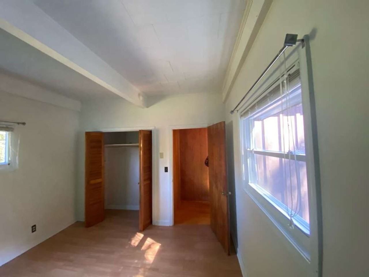 218 Hillside Dr - Photo 7 of 10