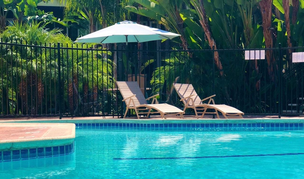 Broadway - Photo 4 of 15