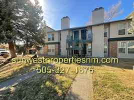 featured image of 1151 E Navajo St