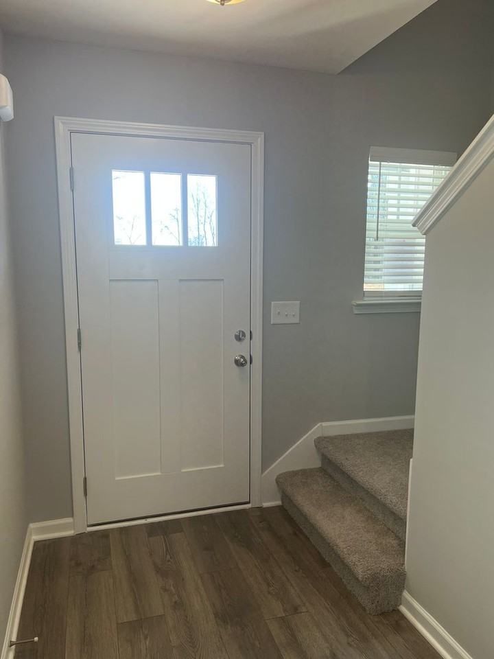 153 Stonehenge Cir - Photo 5 of 26