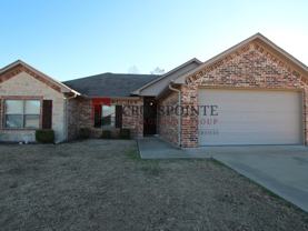 112 Bois D Arc Dr - Photo 1 of 1