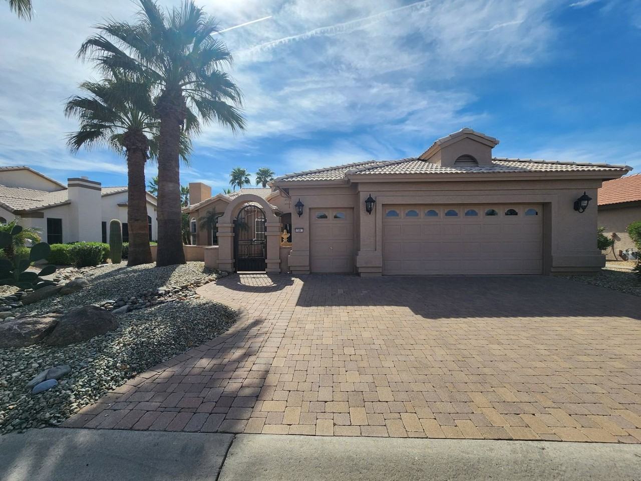 15061 W Pinchot Ave - Photo 4 of 50