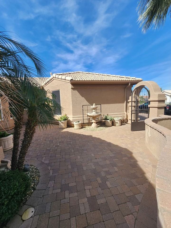 15061 W Pinchot Ave - Photo 6 of 50