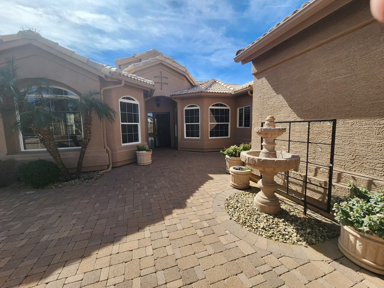 15061 W Pinchot Ave - Photo 7 of 50