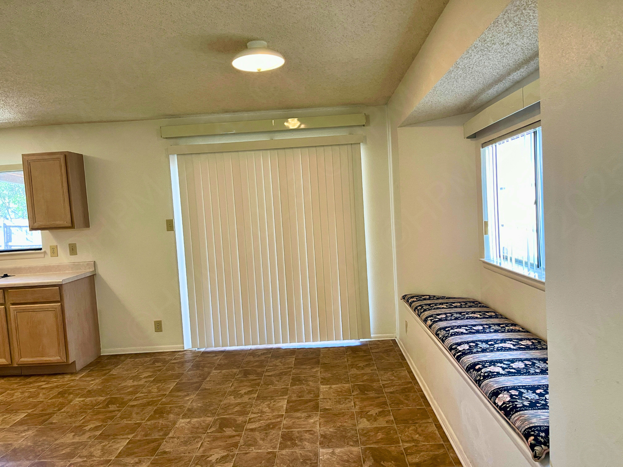 13215 Lost Lake Dr - Photo 5 of 15