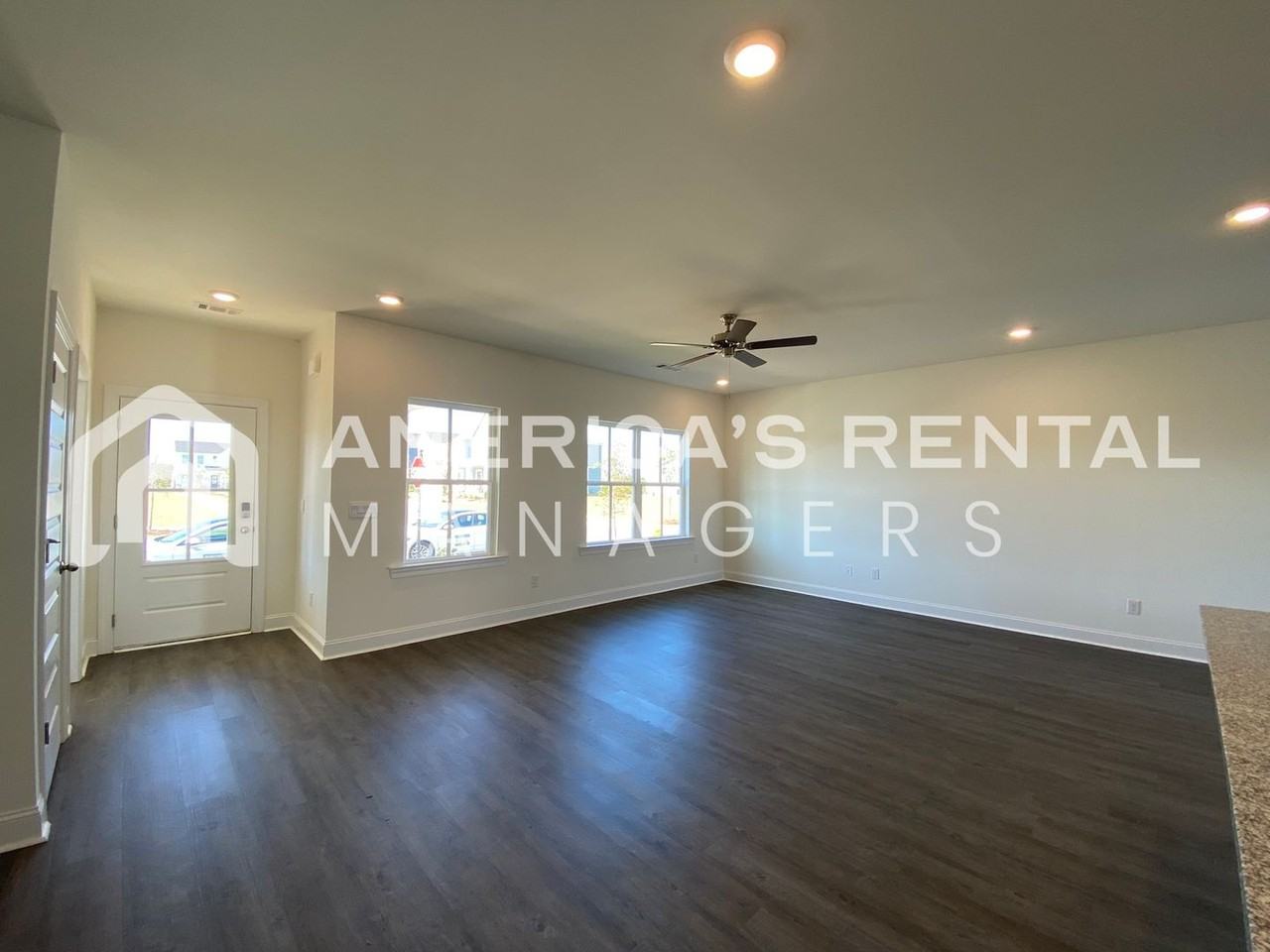 3343 Meriwether Dr - Photo 6 of 50